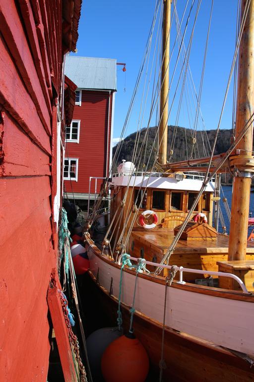 Skomakergarden Ulsteinvik Eksteriør bilde