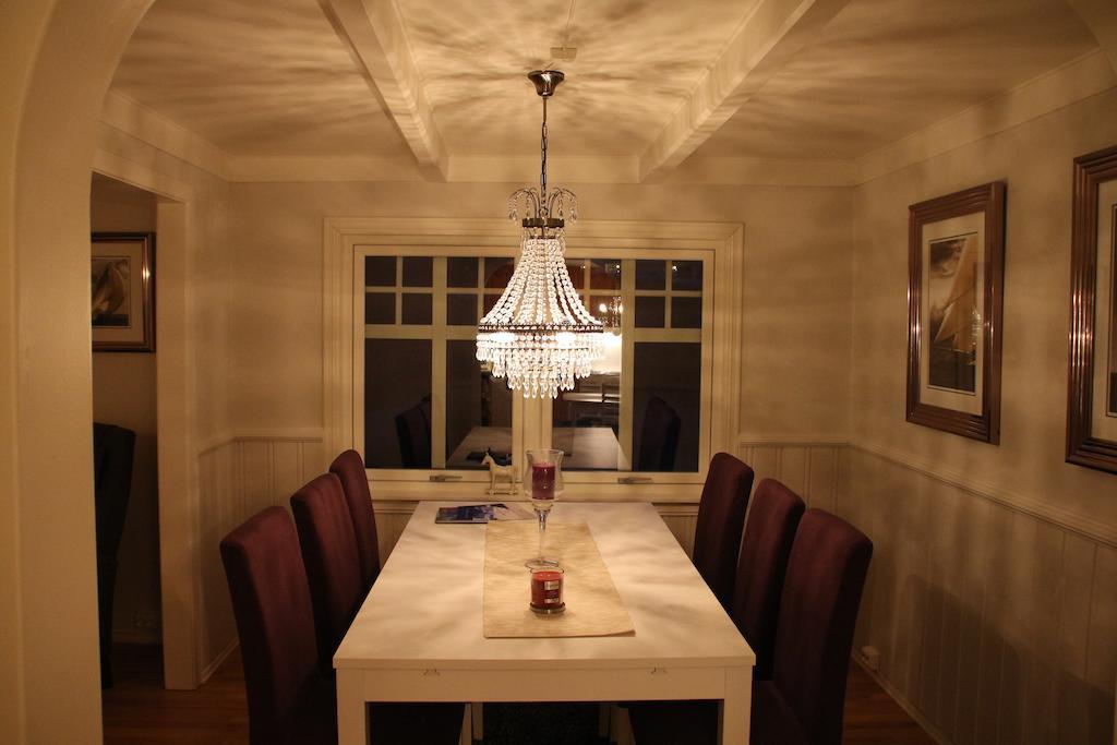 Skomakergarden Ulsteinvik Rom bilde